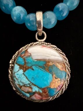 Mohave Turquoise and White Round Pendant Necklace with sterling silver bezel